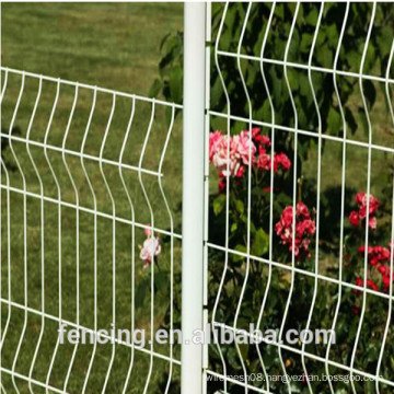 HIGH TOP Manufacture galvanized welded wire mesh fence